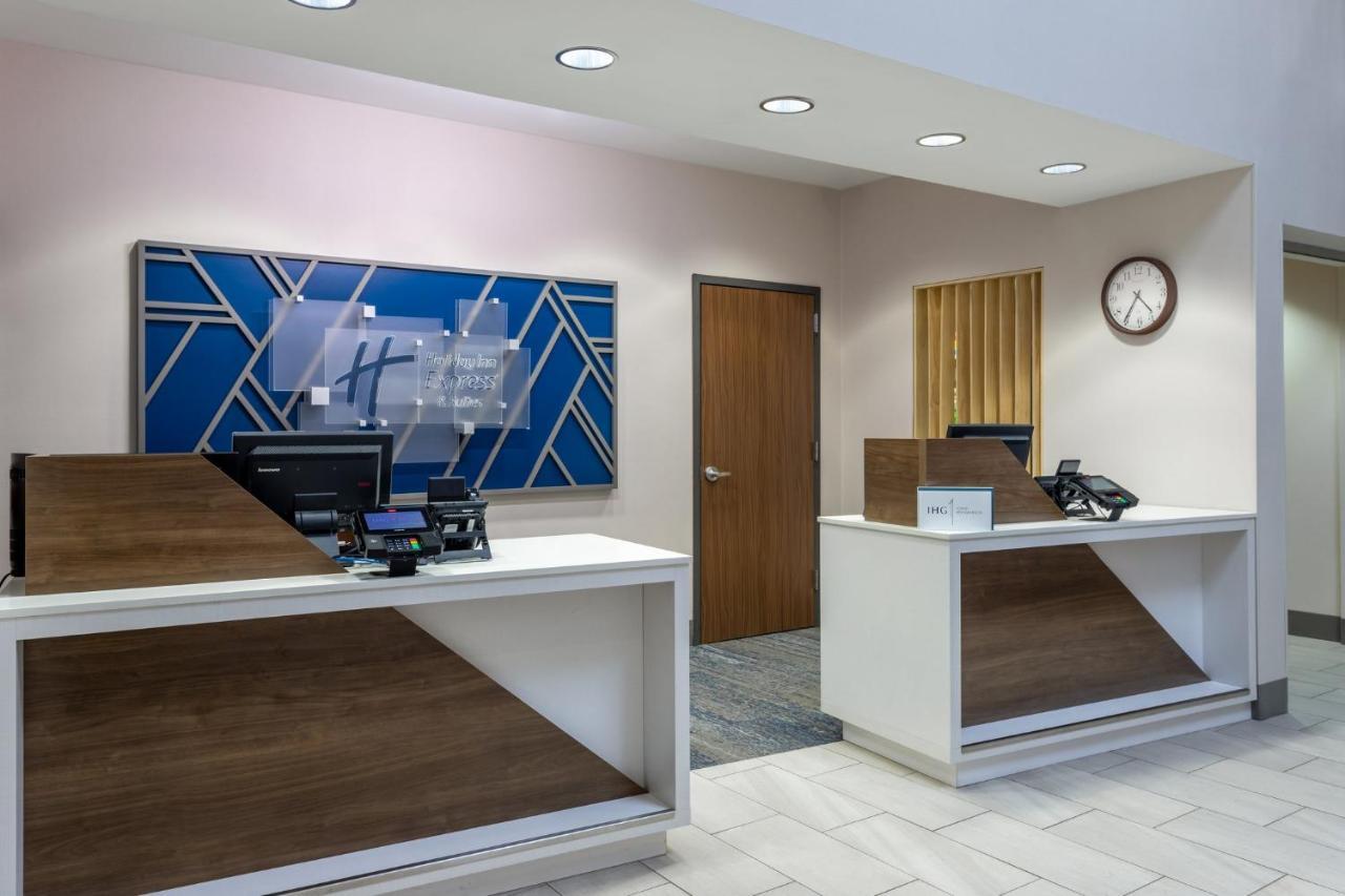 Holiday Inn Express Hotel & Suites-St. Paul By Ihg Vadnais Heights Exterior foto